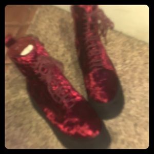 Velvet platforms